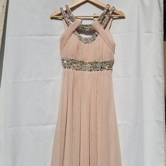 Prom gown - Picture 1 of 4